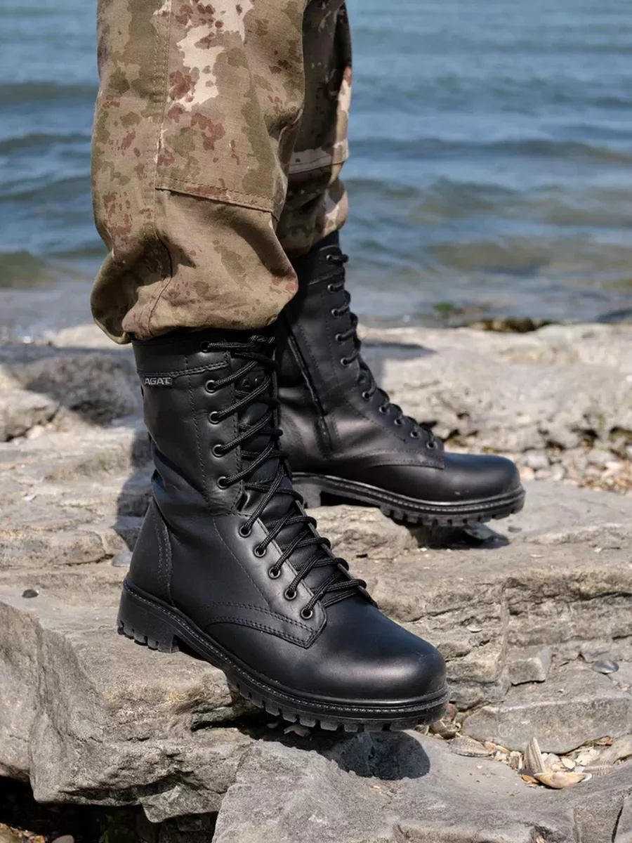 Модные «армейские ботинки», как носить женщине после 50