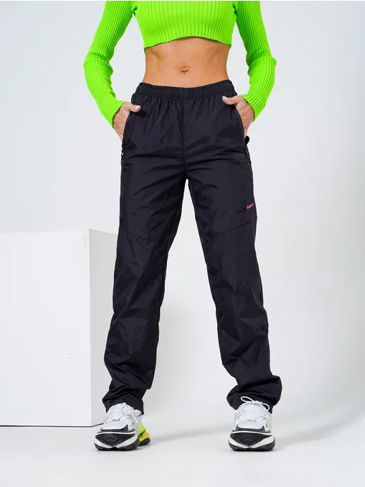 Брюки женские Nike W NSW ESSNTL CLCTN FLC MR PANT (BV4089-219) —  Footballstyle