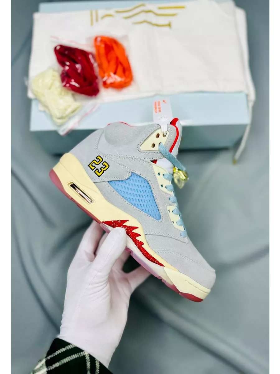 Jordan Trophy Room x Air Jordan 5 Retro Ice Blue